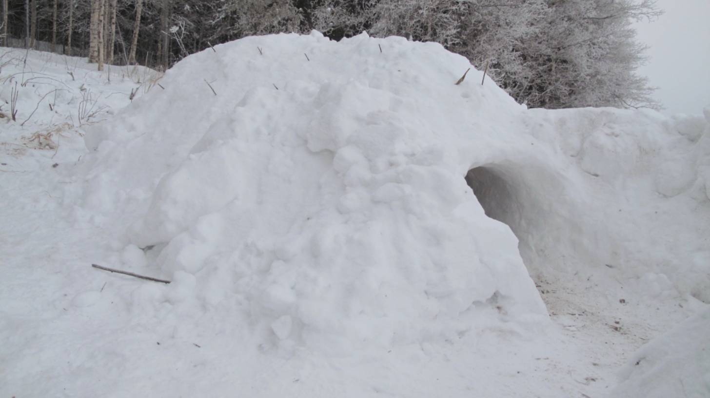 snow-cave